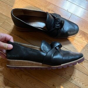 {Bernardo} Black Leather Wedge Loafers